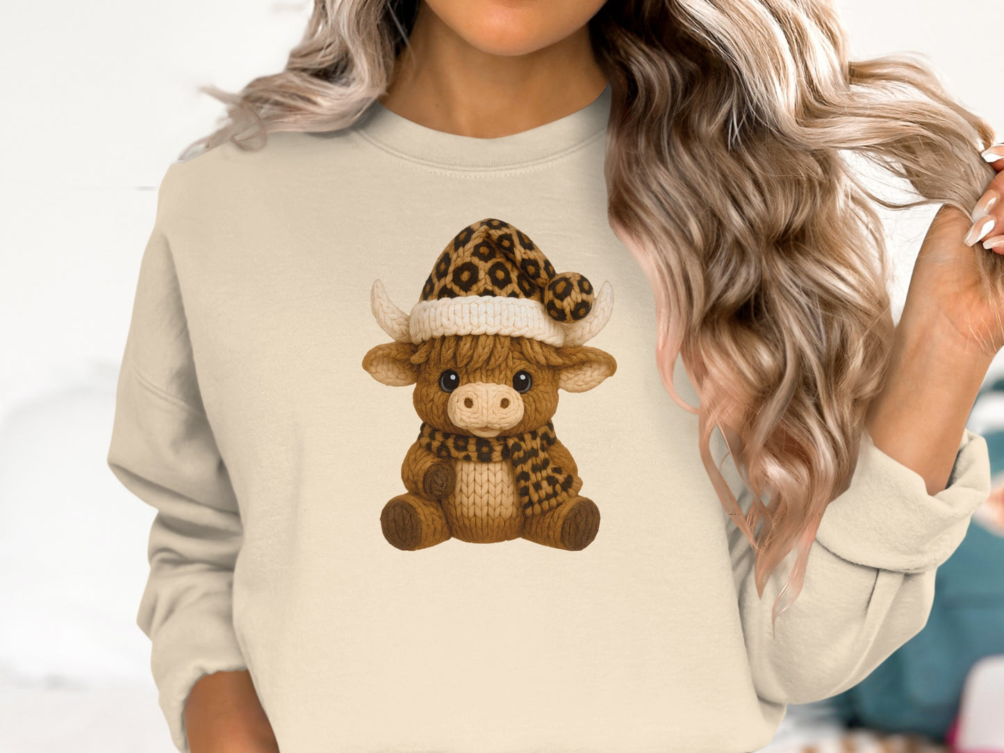 Cute Knitted Toy Cow Sweater with Leopard Hat Design